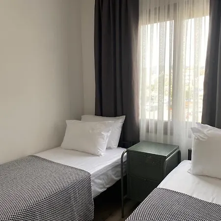 Cozy Apartment With Central Location Near Marmaris Public Beach شقة
